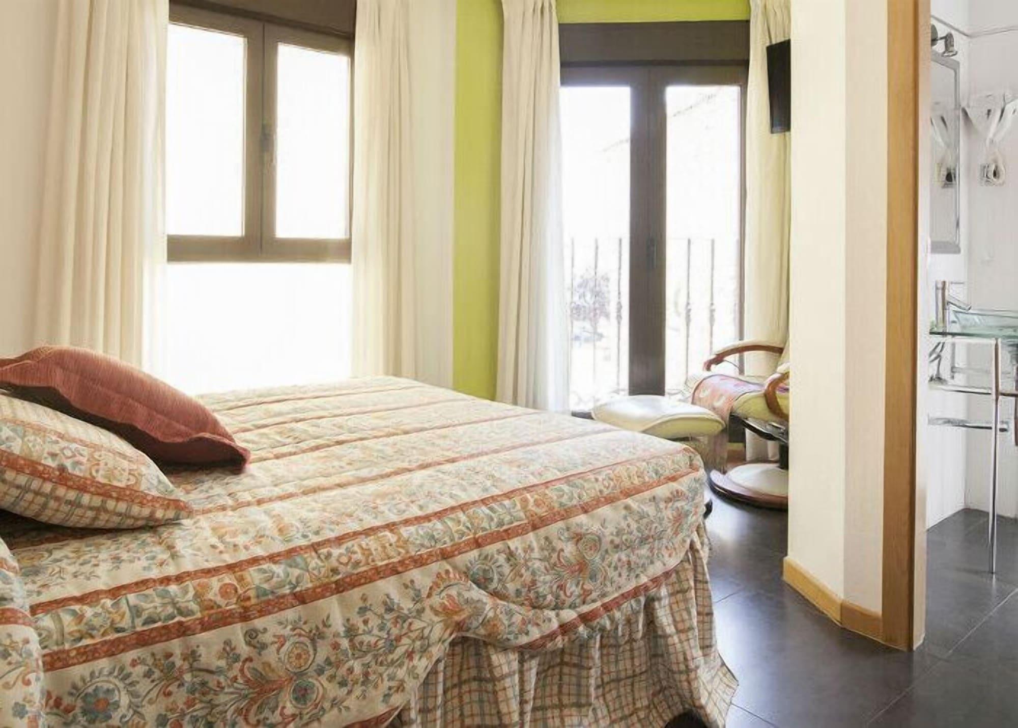 Hotel Real De Illescas Bagian luar foto